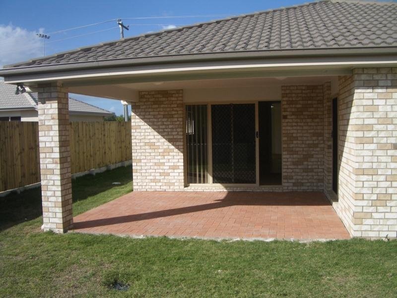 63 Baker Street, Bray Park QLD 4500