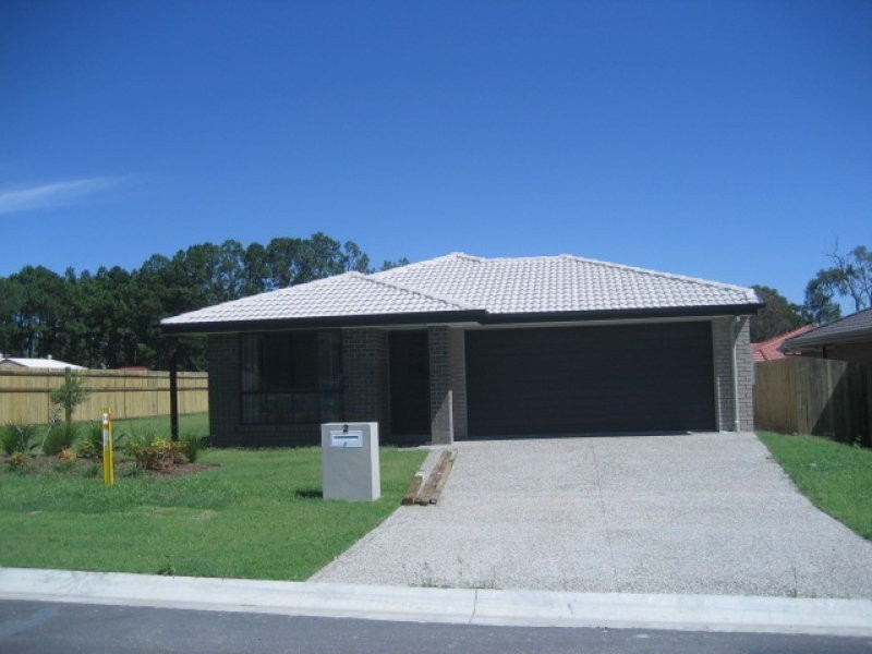 2 Tanglin Street, Crestmead QLD 4132