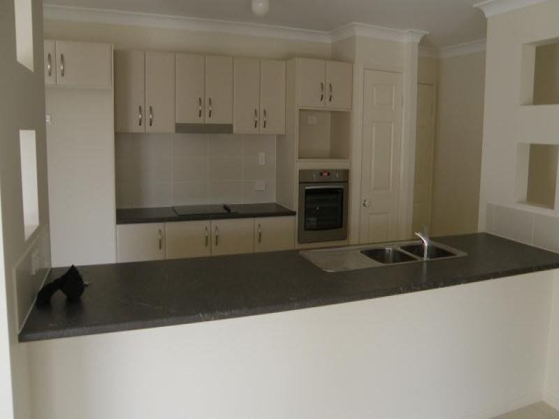 69 Baker Street, Bray Park QLD 4500