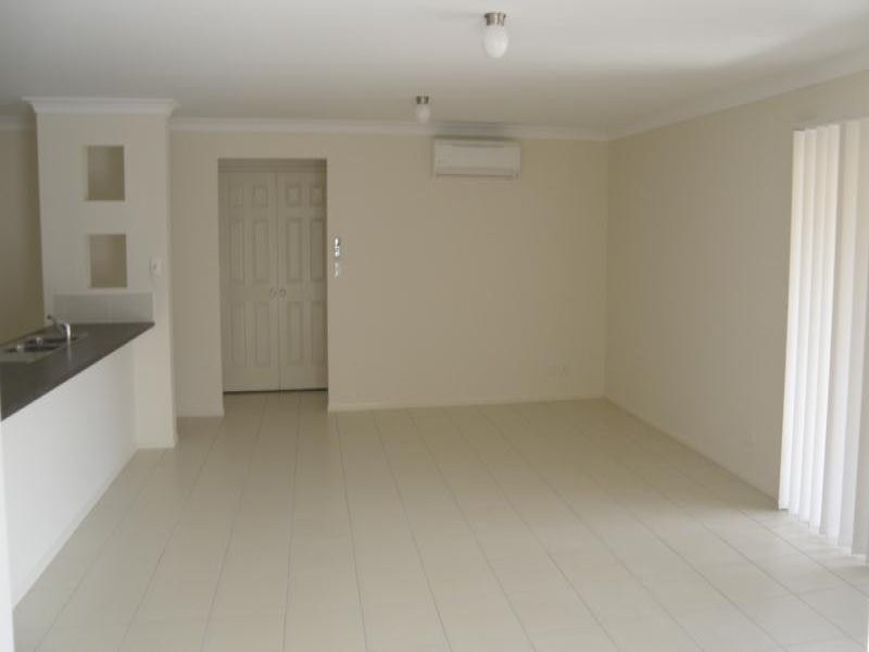 69 Baker Street, Bray Park QLD 4500
