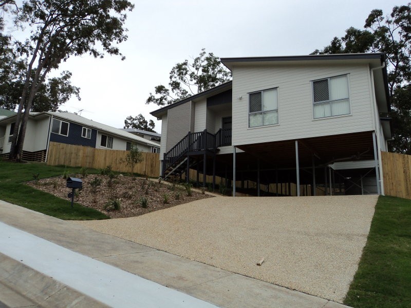 6 Bushlark Place, Goodna QLD 4300