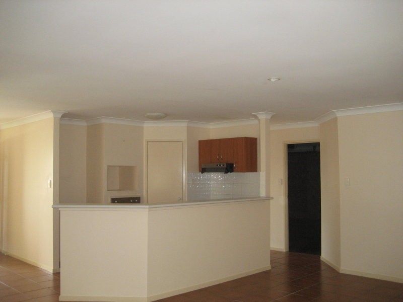 28 Farzana Street, Underwood QLD 4119