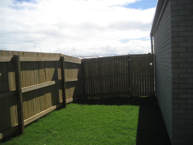 8 Doogal Court, Redbank Plains QLD 4301