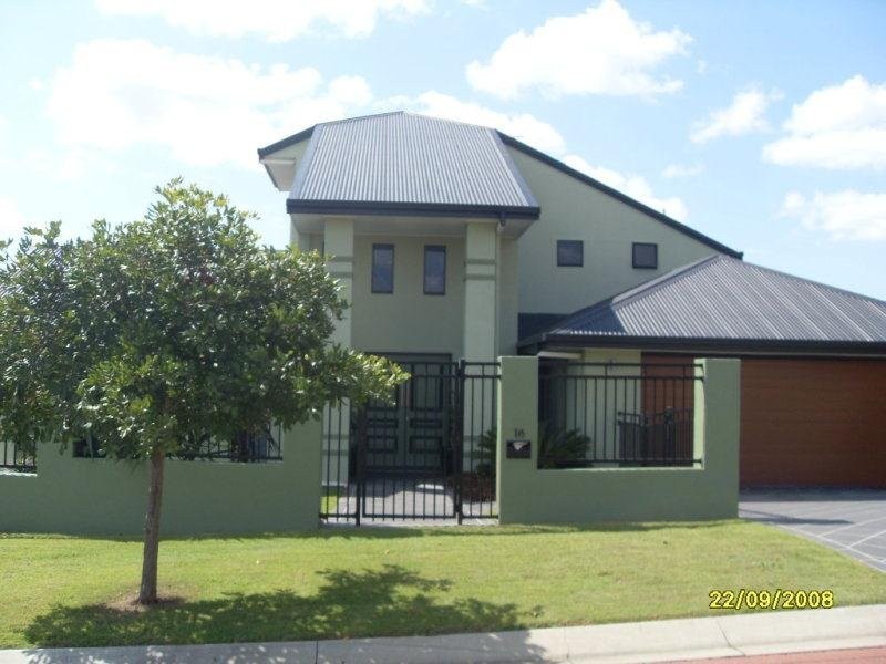 16 Montalcino Place, Bridgeman Downs QLD 4035