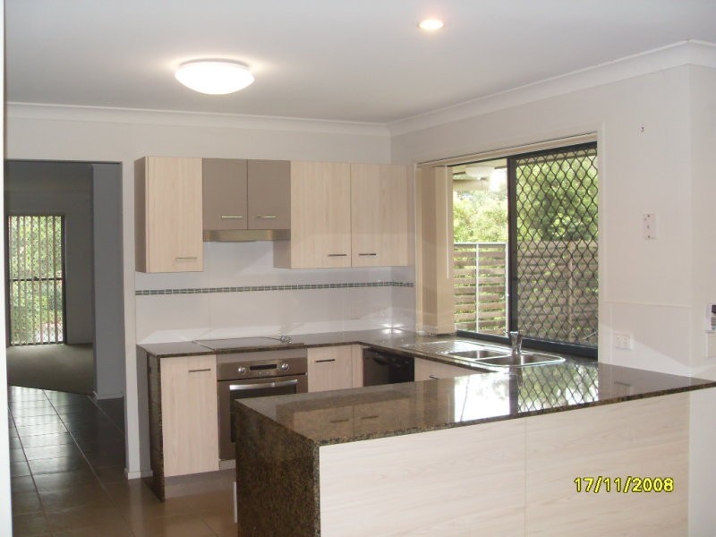 26 Watheroo Place, Parkinson QLD 4115