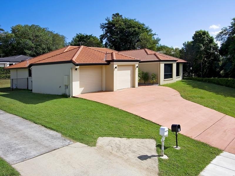 16 Ridley Road, Bridgeman Downs QLD 4035
