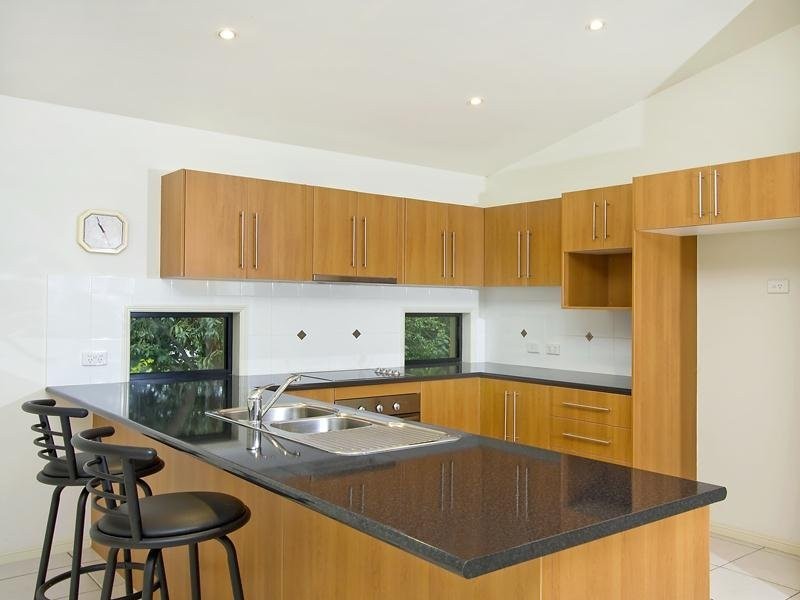 16 Ridley Road, Bridgeman Downs QLD 4035