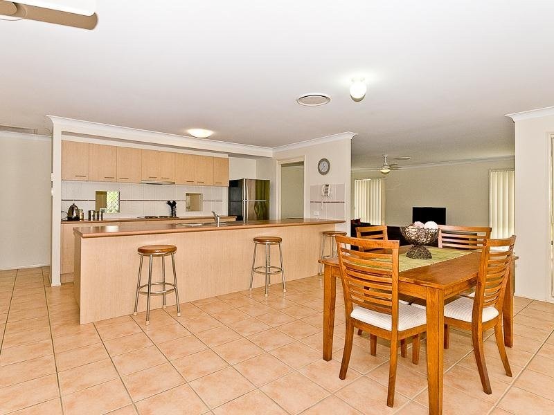 33 Oakwood Road, Warner QLD 4500