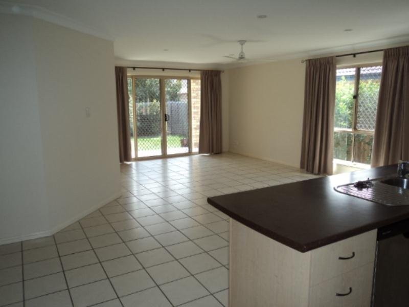 5 Fernwood Place, Taigum QLD 4018
