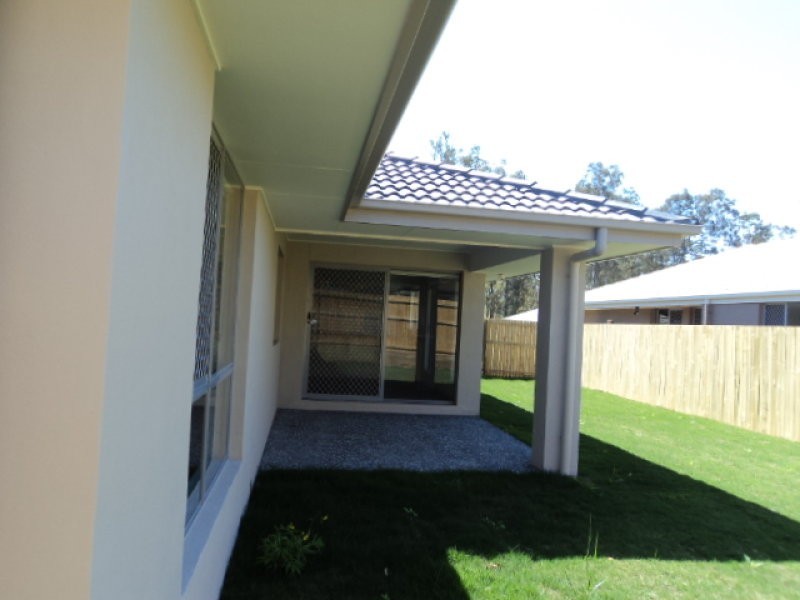 5 Maud Street, Windaroo QLD 4207