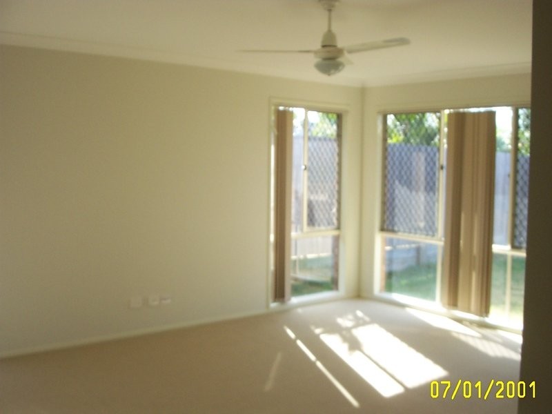 4 Hazelnut Close, Warner QLD 4500