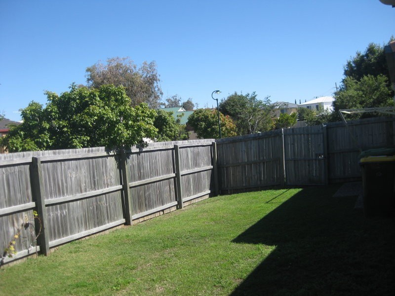 8 Nique Court, Scarborough QLD 4020