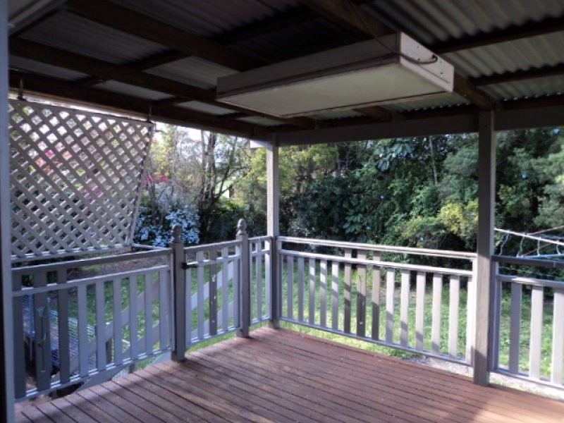 16 Reif Street, Flinders View QLD 4305