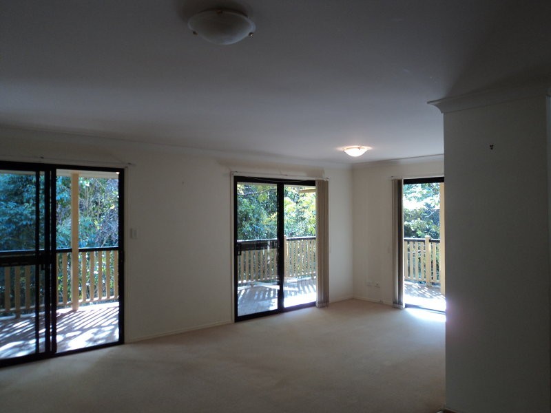 32 Kiriwina Street, Fig Tree Pocket QLD 4069