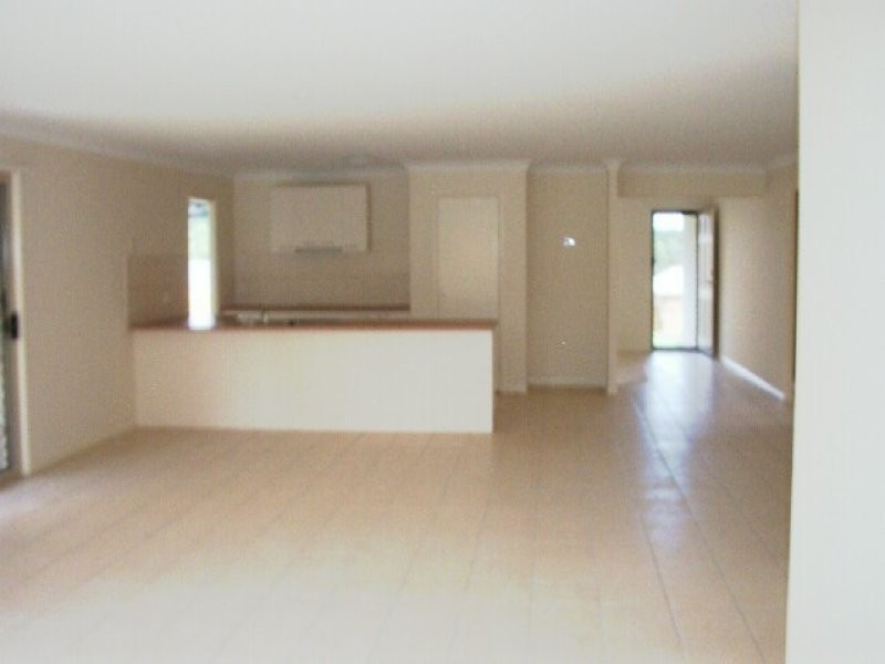 14 Overton Street, Calamvale QLD 4116