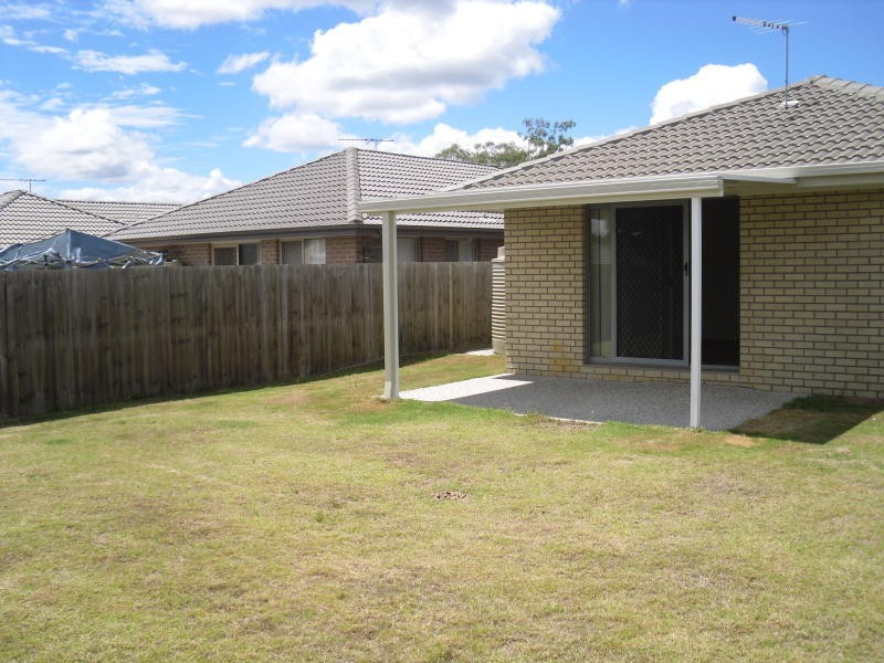 11 Scott Way, Redbank Plains QLD 4301