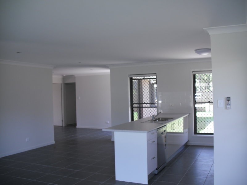 10 Maud Street, Bannockburn QLD 4207