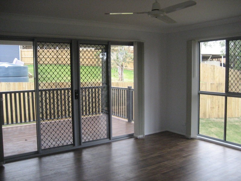 6 Bushlark Place, Goodna QLD 4300