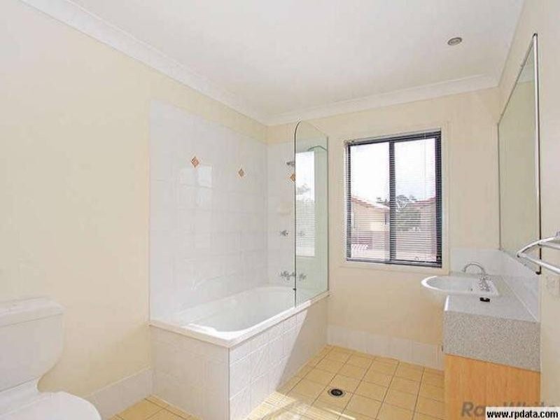 7 121 Albany Creek Road, Aspley QLD 4034