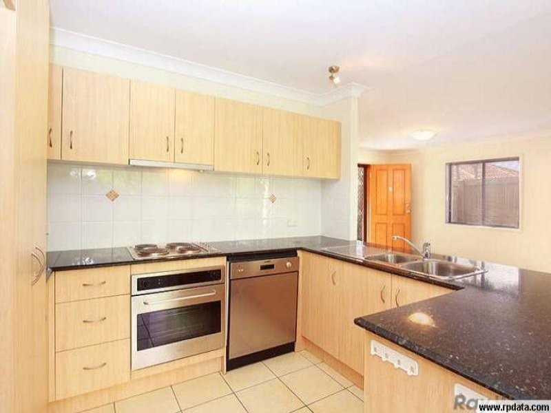 7 121 Albany Creek Road, Aspley QLD 4034