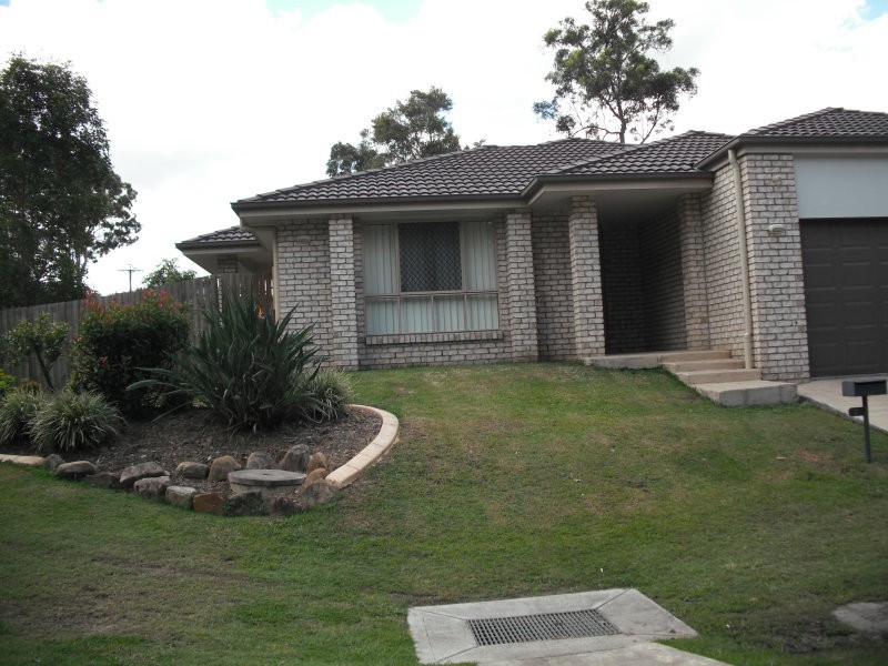 2 Plymouth Place, Calamvale QLD 4116