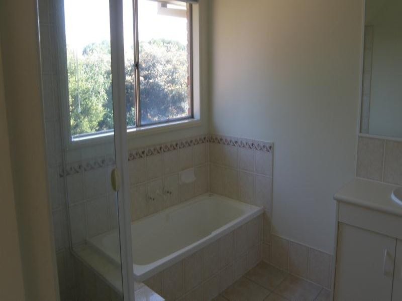 12 Paluma Court, North Lakes QLD 4509