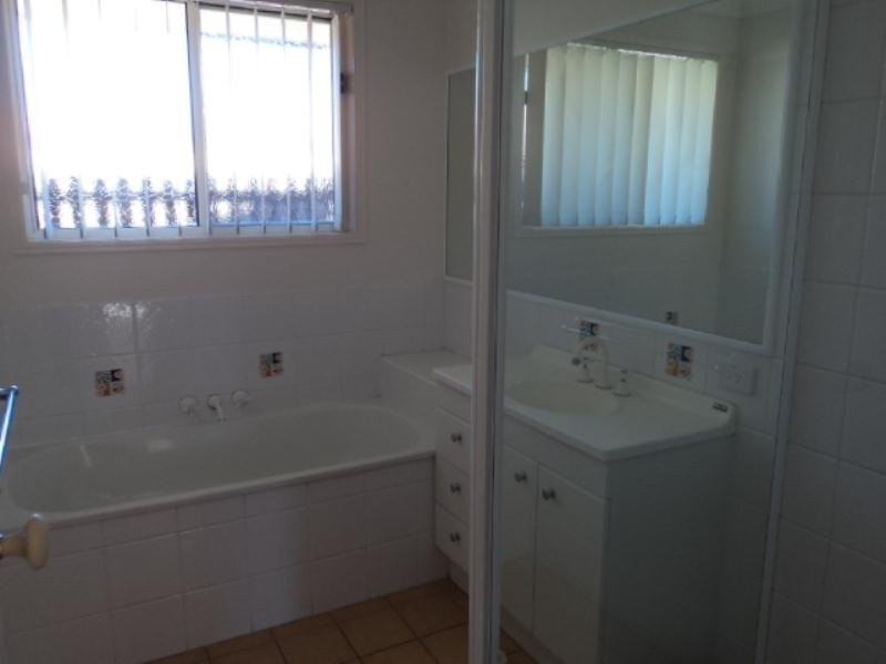 36 Glenn Street, Morayfield QLD 4506