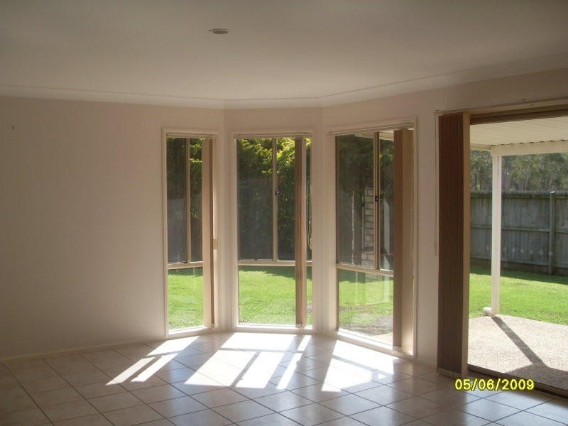 7 Elizabeth Place, Brighton QLD 4017