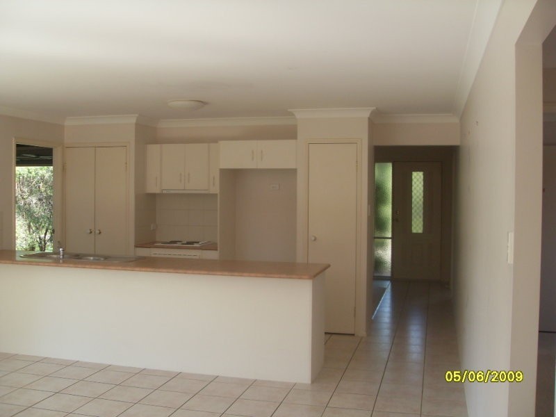 7 Elizabeth Place, Brighton QLD 4017