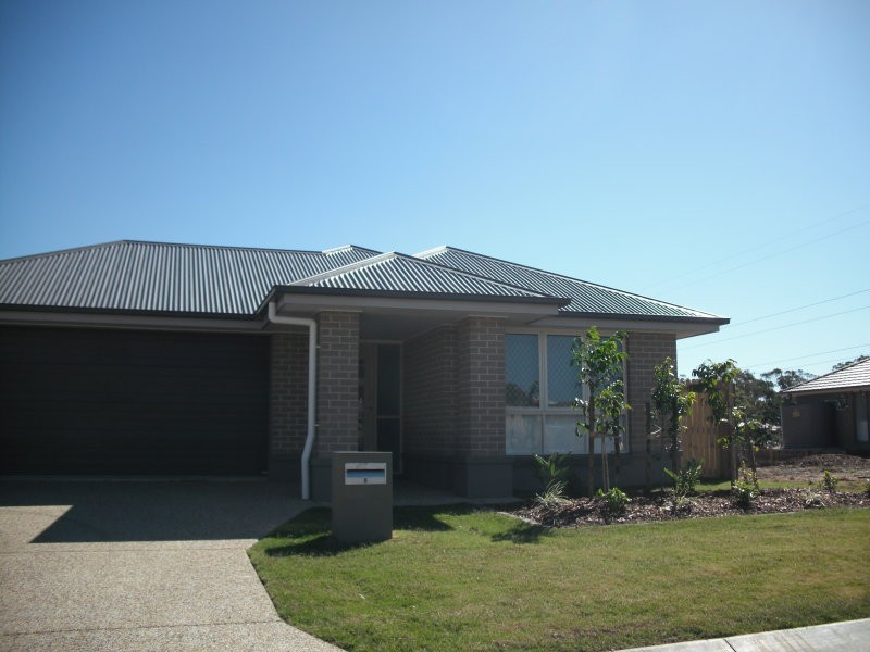 8 Windamere Street, Warner QLD 4500