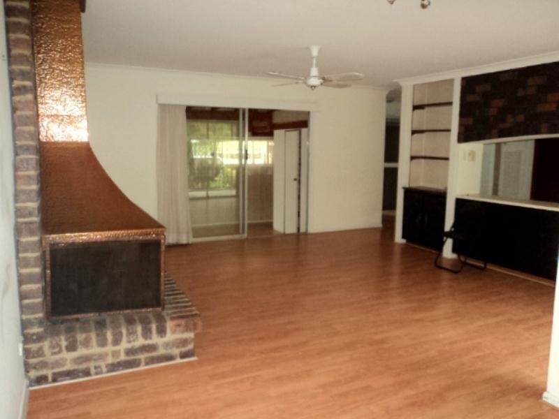 25 Fairway Outlook, Arana Hills QLD 4054