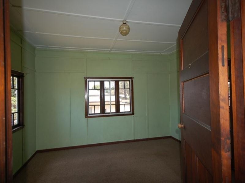 1100 Anzac Avenue, Petrie QLD 4502