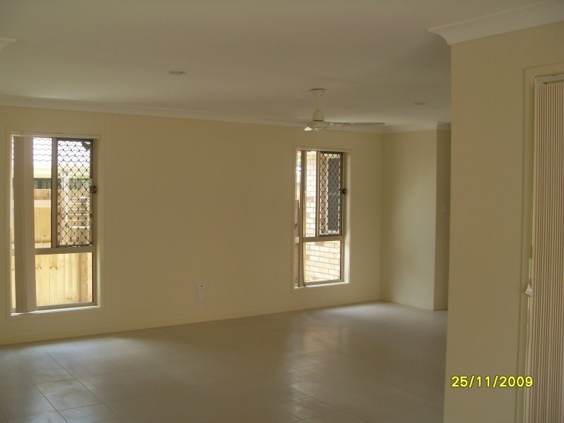 5 Patsy Crescent, Redbank Plains QLD 4301