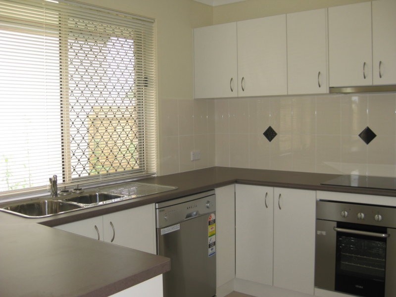 5 Patsy Crescent, Redbank Plains QLD 4301