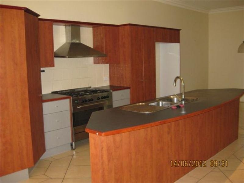 16 Tayla Close, Bridgeman Downs QLD 4035