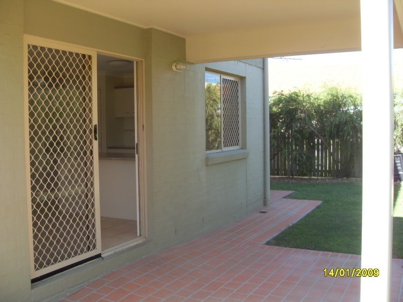 2 Burkett Crescent, Victoria Point QLD 4165