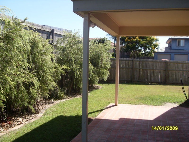 2 Burkett Crescent, Victoria Point QLD 4165