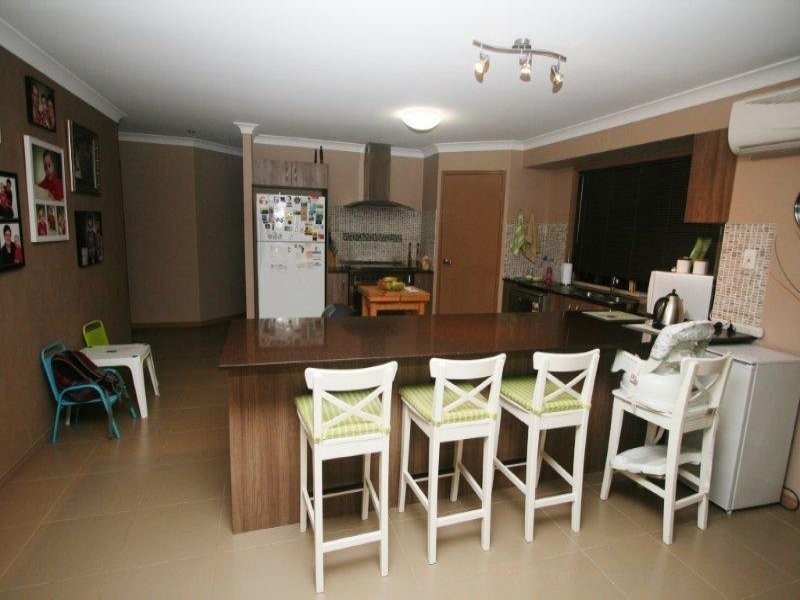 1 Barambah Cct, Warner QLD 4500