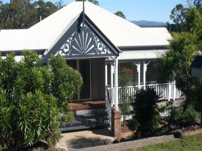 8 Platypus Court, Lawnton QLD 4501