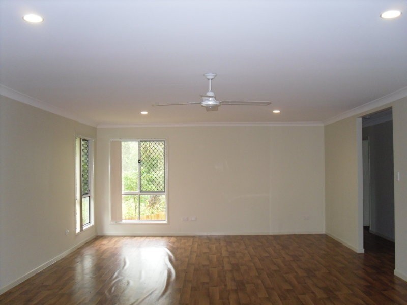 27 Salomon Court, Goodna QLD 4300