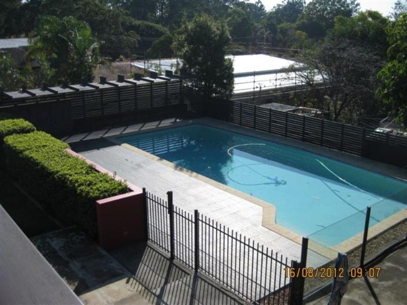 11 Ashley Road, Chermside West QLD 4032