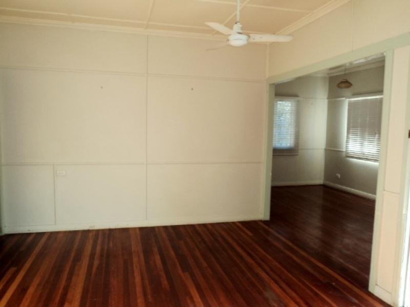 35 University Road, Mitchelton QLD 4053