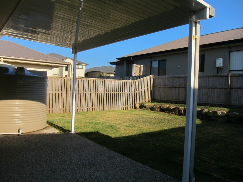 60 Nicklaus Parade, North Lakes QLD 4509