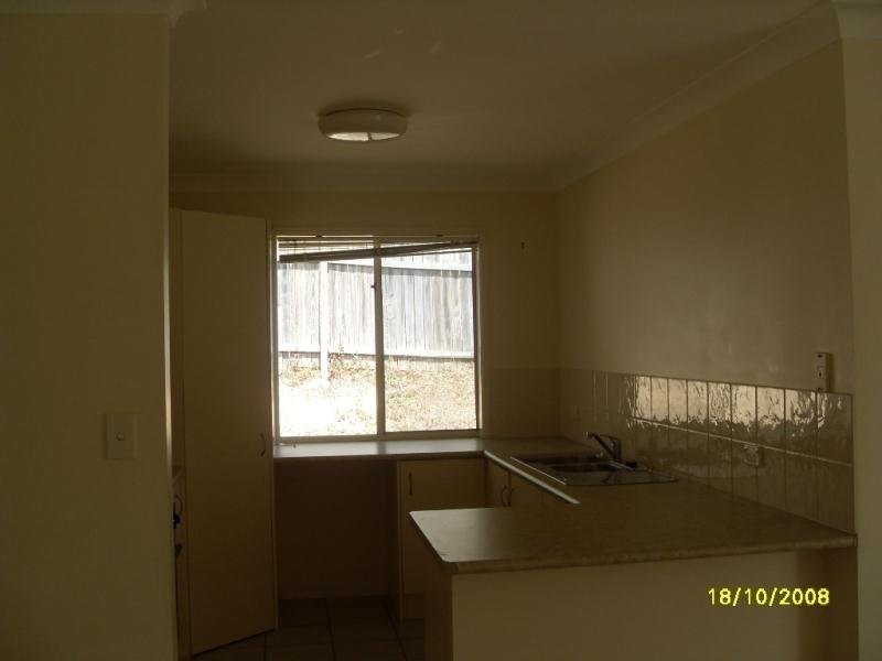 9 Wade Court, Shailer Park QLD 4128