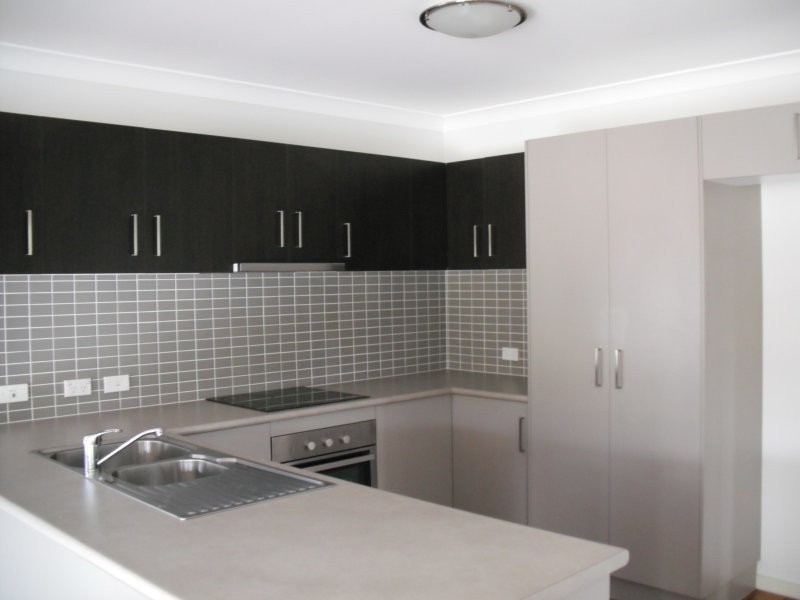 16 Salomon Court, Goodna QLD 4300