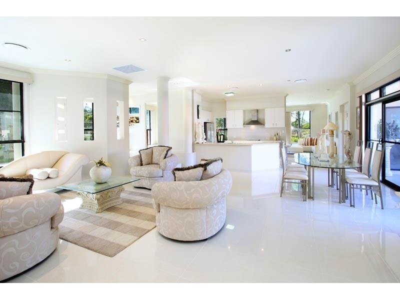 4 Darien Street, Bridgeman Downs QLD 4035