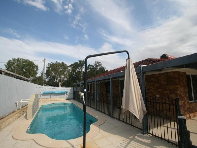 8 Delvene Court, Deception Bay QLD 4508