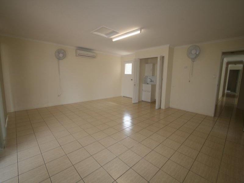 8 Delvene Court, Deception Bay QLD 4508