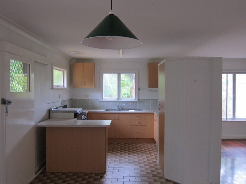 18 Summerfield Street, Aspley QLD 4034