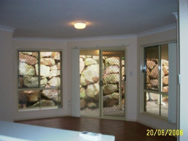 28 Farzana Street, Underwood QLD 4119